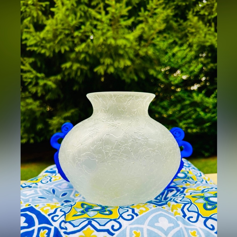 STUDIO ART FROSTED WHITE CRACKLE VASE w/ COBALT BLUE HANDLES